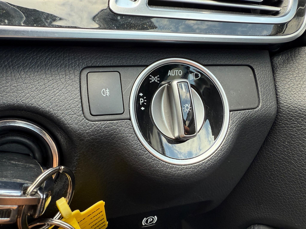Mercedes-Benz E Class Silver #13