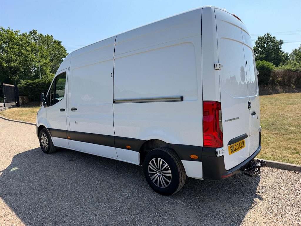 Mercedes-Benz Sprinter 2.0 L 2.0 315 Cdi Progressive Fwd L2 H2 Euro 6 S White #4