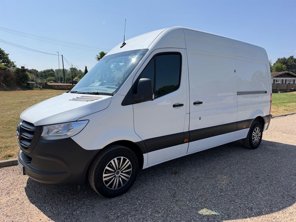Mercedes-Benz Sprinter 2.0 L 2.0 315 Cdi Progressive Fwd L2 H2 Euro 6 S White #3