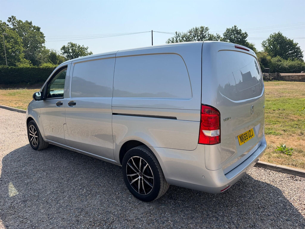 Mercedes-Benz Vito 2.1 L 2.1 114 Cdi Bluetec Rwd L2 Euro 6 6Dr Silver #4