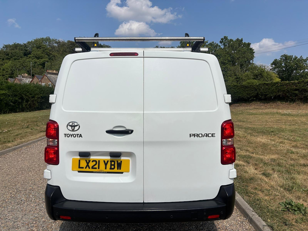 Toyota PROACE 2.0 L 2.0D Icon Long Panel Van Lwb Euro 6 Ss 6D White #5
