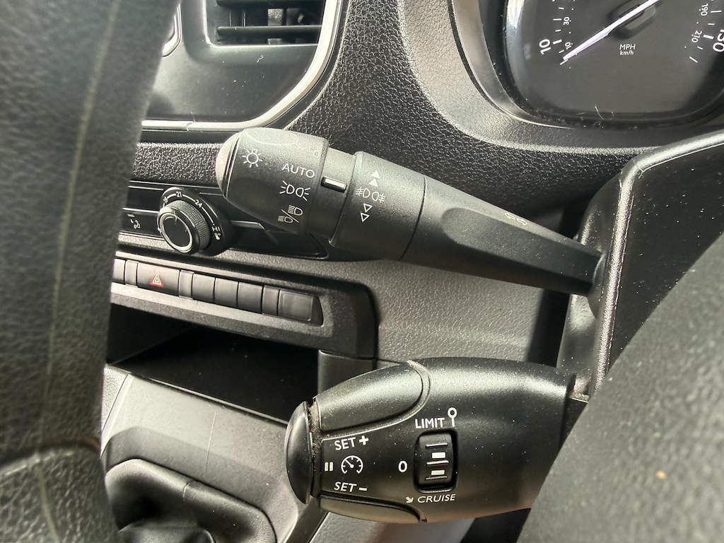 Vauxhall Vivaro Cdti 2700 U1205 Ulez Silver #17