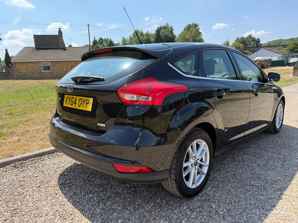 Ford Focus 1.0 Ecoboost 125 Zetec Hatchback Grey #6