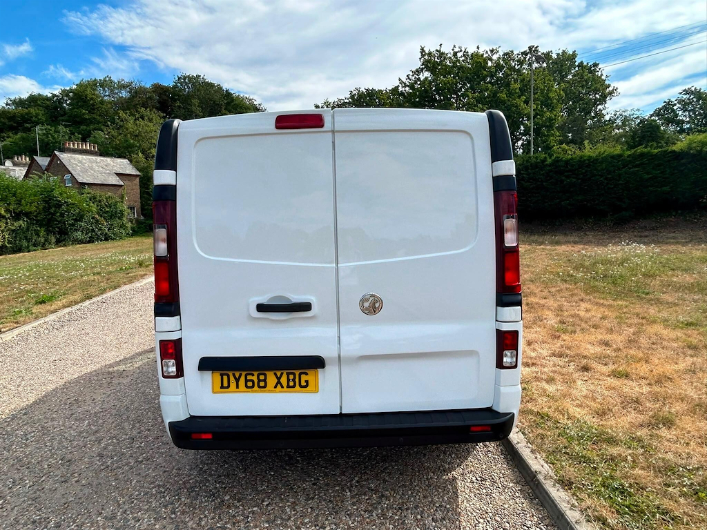Vauxhall Vivaro 1.6 Cdti 2900 Biturbo White #19