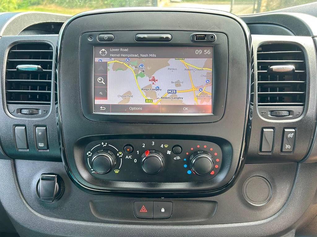 Vauxhall Vivaro 1.6 Cdti 2900 Biturbo White #22