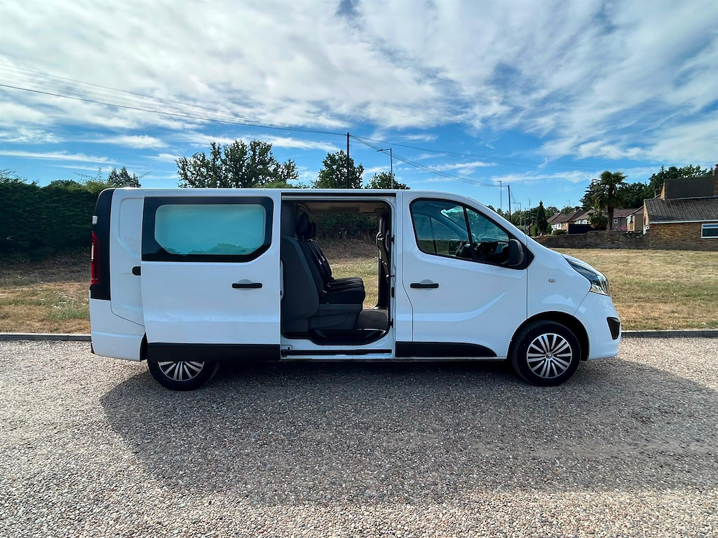 Vauxhall Vivaro 1.6 Cdti 2900 Biturbo White #10