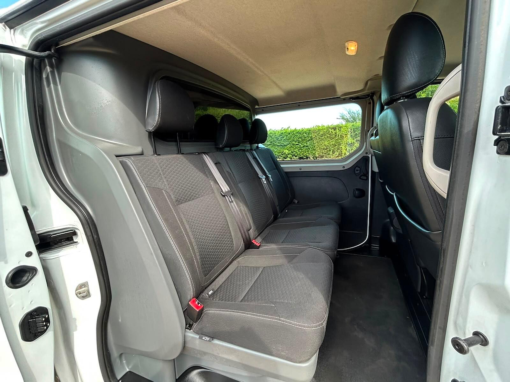 Vauxhall Vivaro 1.6 Cdti 2900 Biturbo White #25