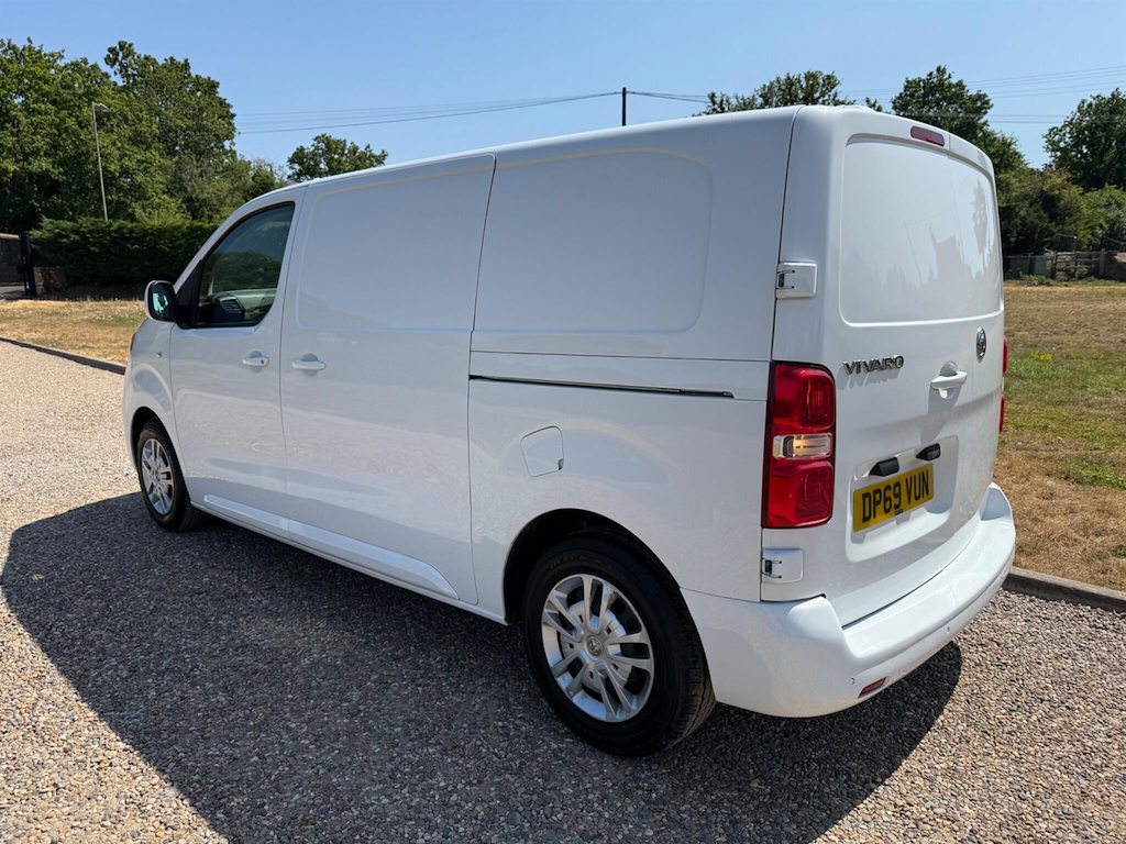 Vauxhall Vivaro L2h1 2900 Sportive Cdti White #22