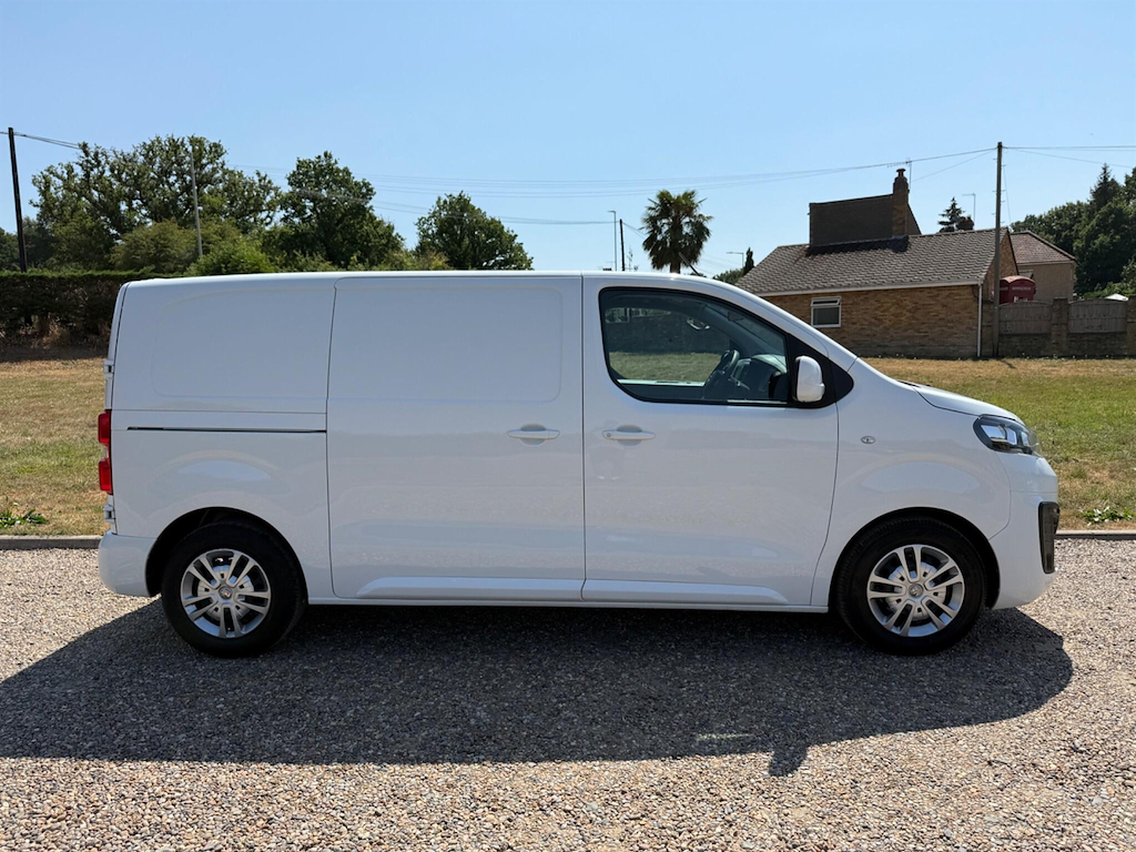 Vauxhall Vivaro 1.5 L 1.5 Turbo D 2700 Sportive L1 H1 Euro 6 Ss White #2