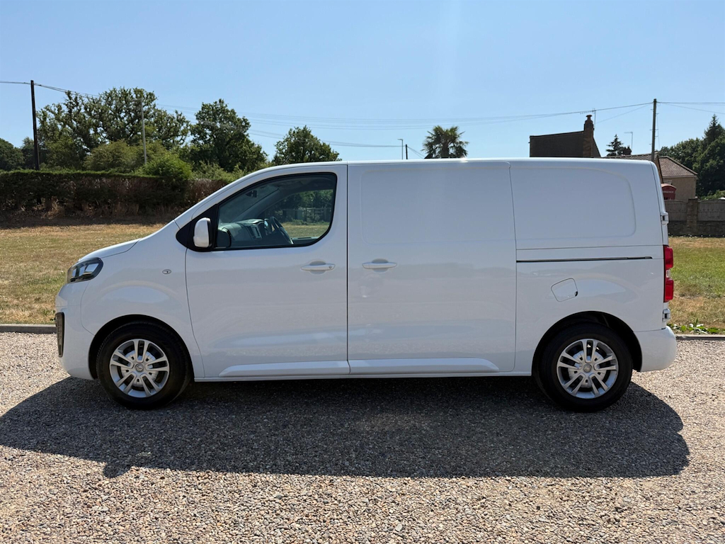 Vauxhall Vivaro L2h1 2900 Sportive Cdti White #21