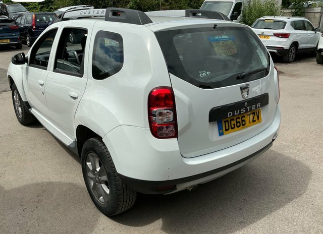 Dacia Duster 1.5 Dci Laureate Suv Euro 6 S S White #2