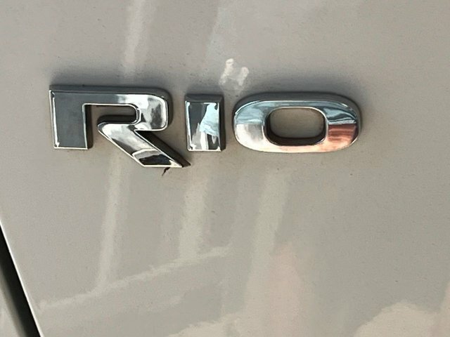 Kia RIO 1.25 Sr7 Hatchback Euro 6 84 Bh White #4