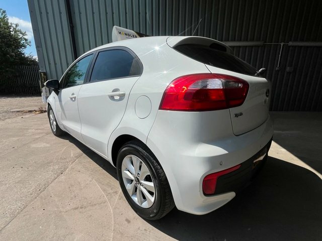 Kia RIO 1.25 Sr7 Hatchback Euro 6 84 Bh White #5