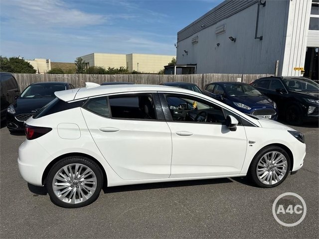 Vauxhall Astra 1.4I Turbo Elite Nav Hatchback E White #2