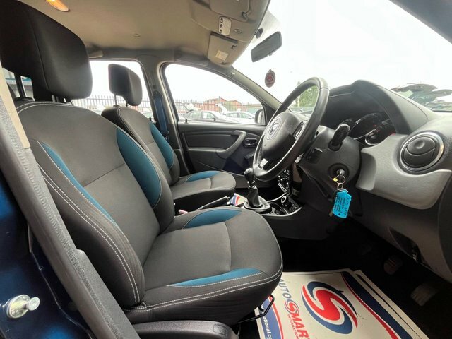 Dacia Duster 1.5 Dci Laureate Prime Suv 4Wd E RO15UXR Blue #4