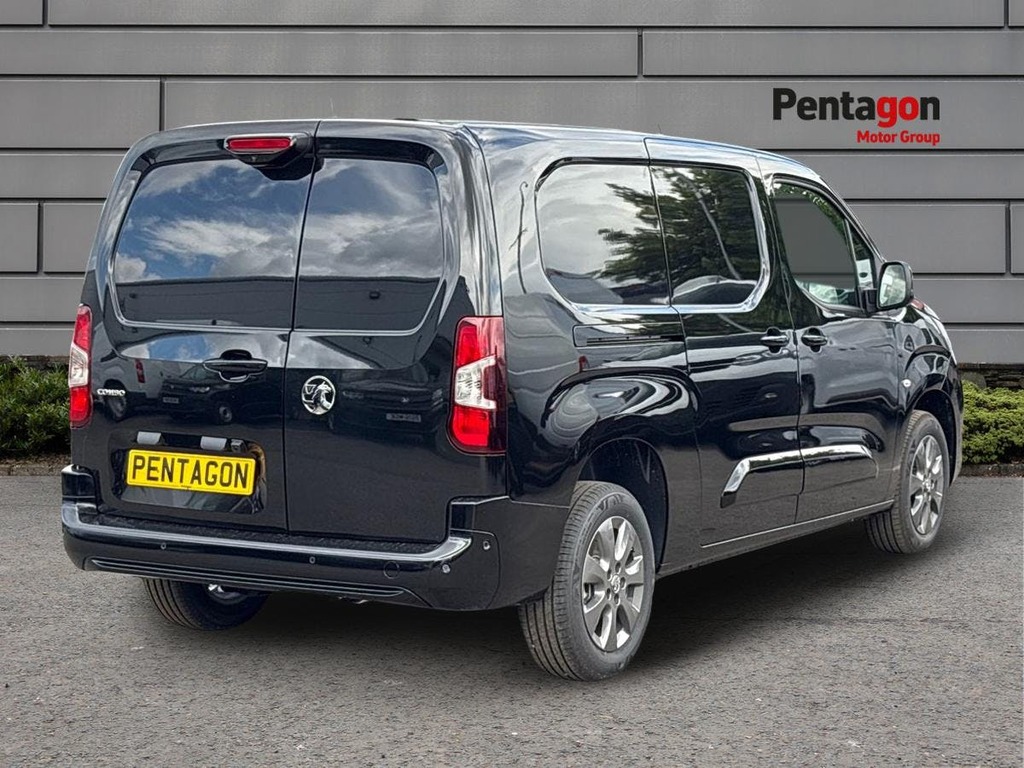 Vauxhall Combo XL Combo Cargo 1.5 Turbo D 130Ps Pro H1 Van DP26SVD Black #4