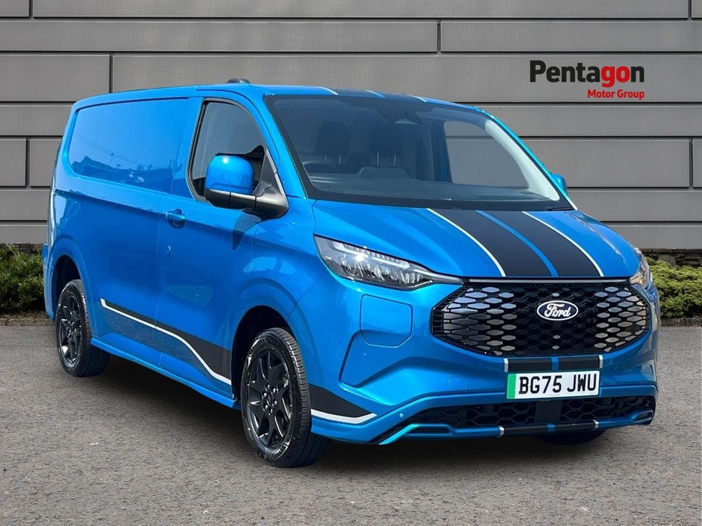 Ford Transit Custom 320 65Kwh Sport Panel Van L1 H1 BG75JWU Blue