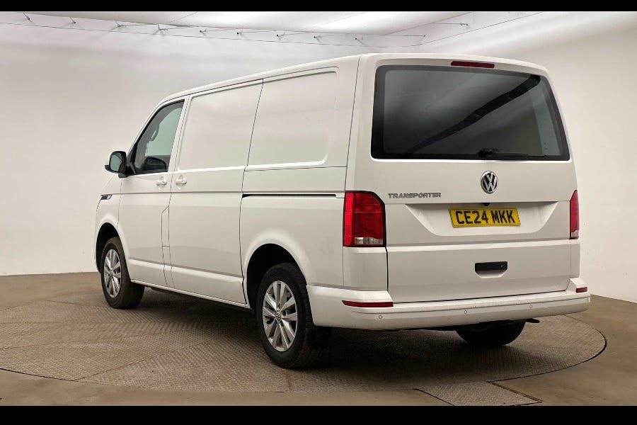 Volkswagen Transporter 2.0 Tdi T28 Highline Panel Van F White #2