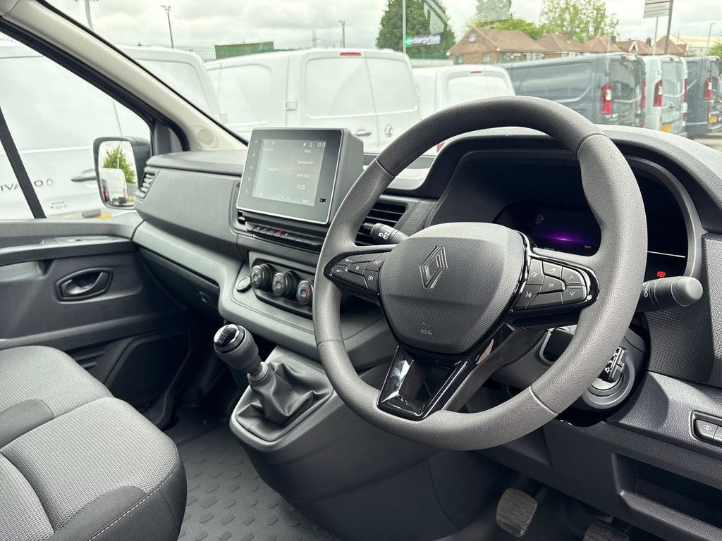 Renault Trafic 2.0 Dci Blue Lh30 Advance Panel Van Man ME26BMZ Grey #5