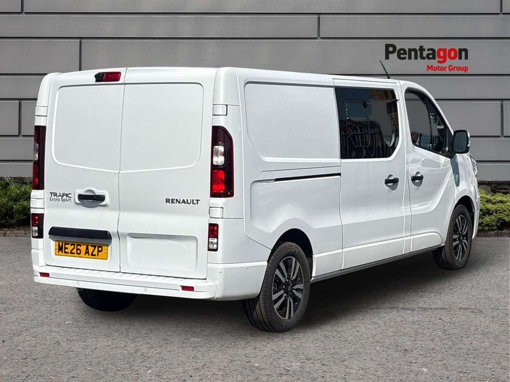 Renault Trafic 2.0 Dci Blue Ll30 Extra Sport Crew Van Double Cab ME26AZP White #4