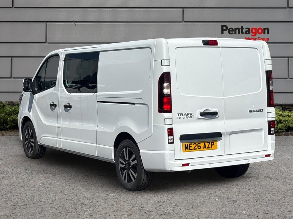 Renault Trafic 2.0 Dci Blue Ll30 Extra Sport Crew Van Double Cab ME26AZP White #2