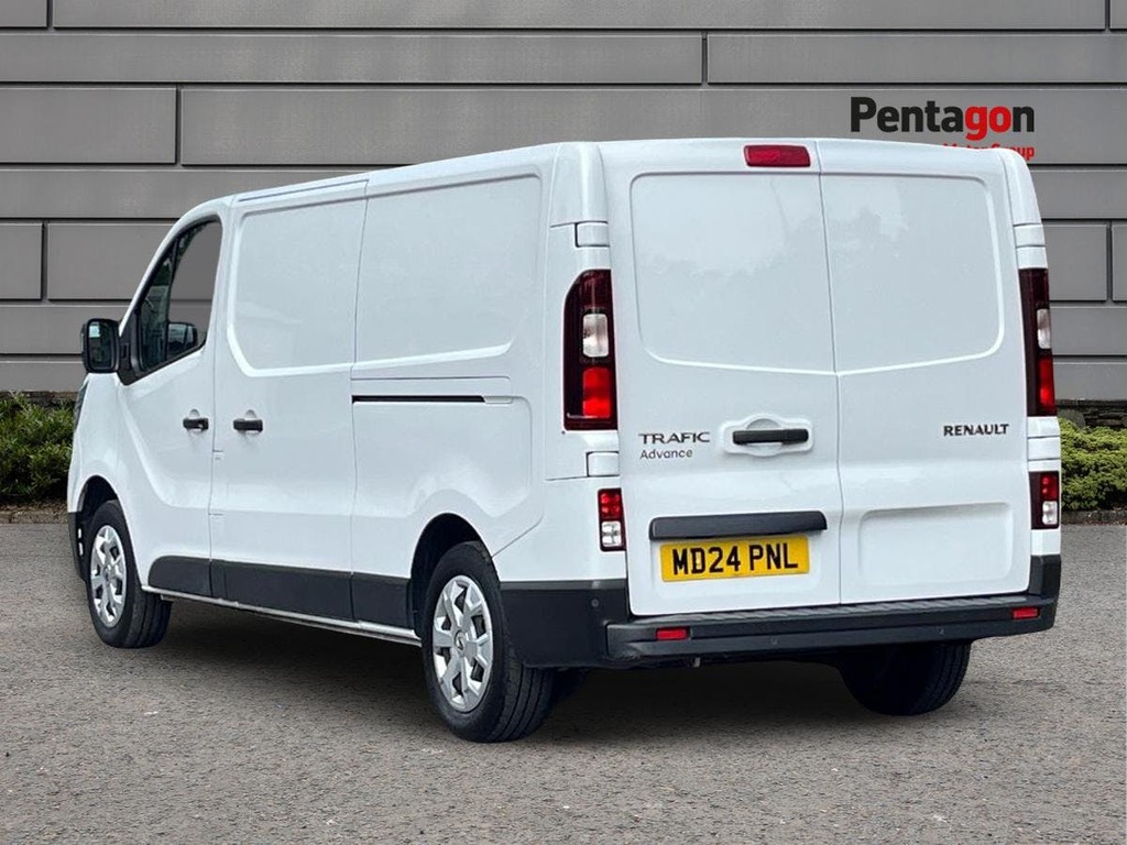 Renault Trafic 2.0 Dci Blue Ll30 Advance Panel Van Man MD24PNL White #2