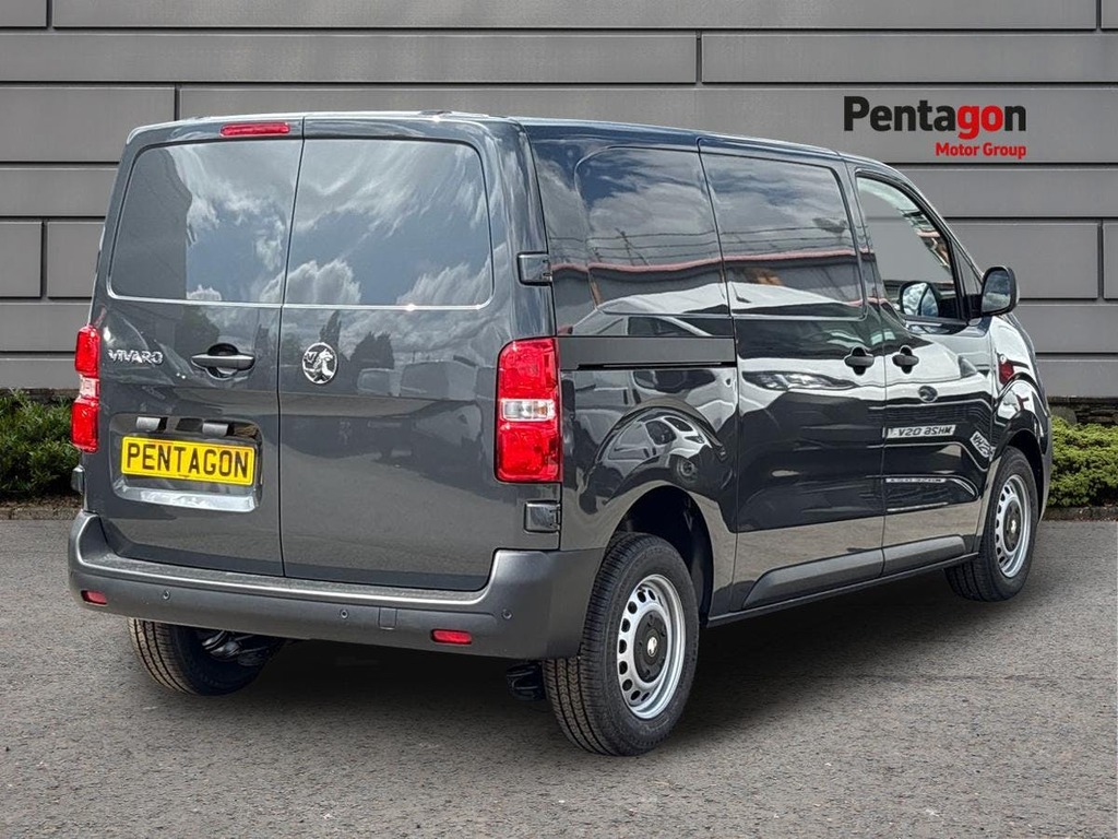 Vauxhall Vivaro 2.2 Prime M Panel Van 6Dr Swb Euro 6 Grey #4