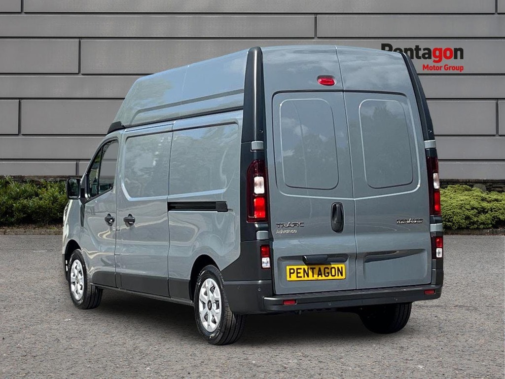 Renault Trafic 2.0 Dci Blue Lh30 Advance Panel Van Man Grey #2
