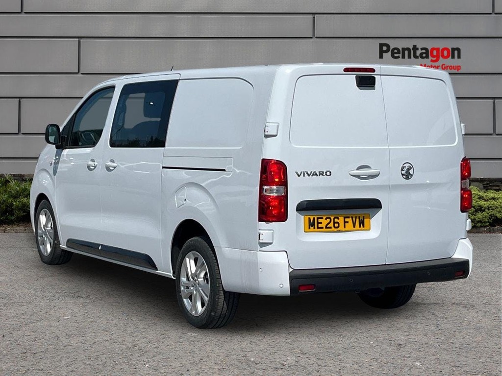Vauxhall Vivaro 2.2 Turbo D Pro Xl Crew Van 6Dr Euro 6 ME26FVW White #2