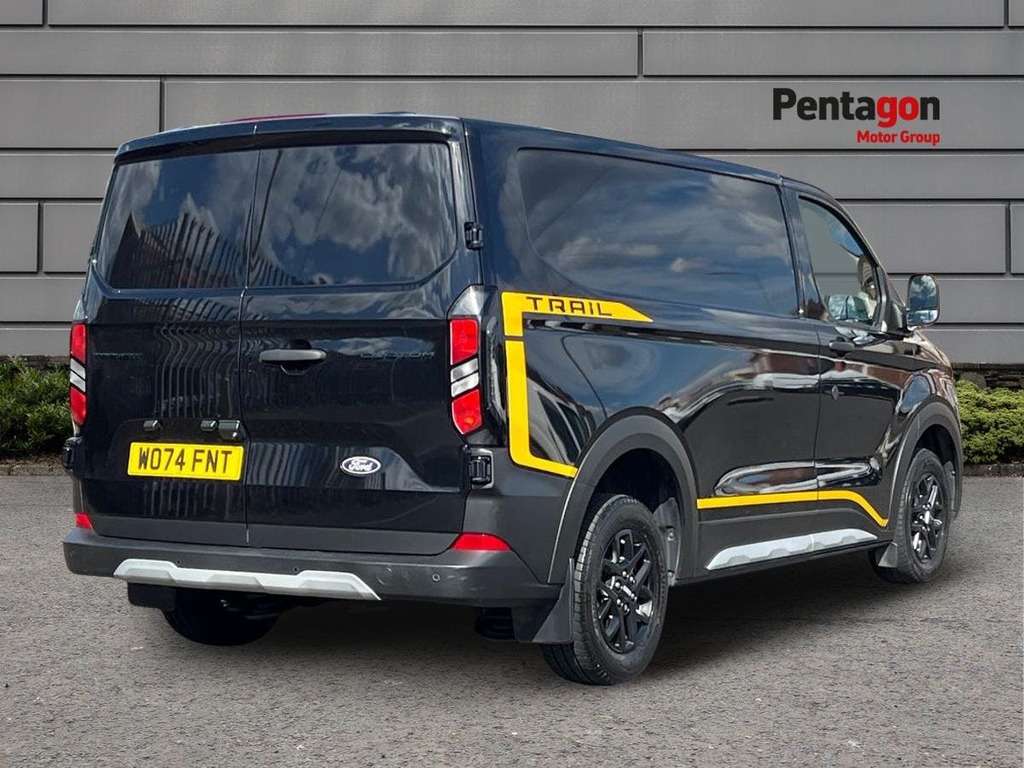 Ford Transit Custom 2.0 320 Ecoblue Trail Panel Van WO74FNT Black #4