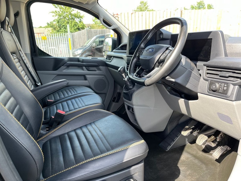 Ford Transit Custom 2.0 320 Ecoblue Trail Panel Van WO74FNT Black #5