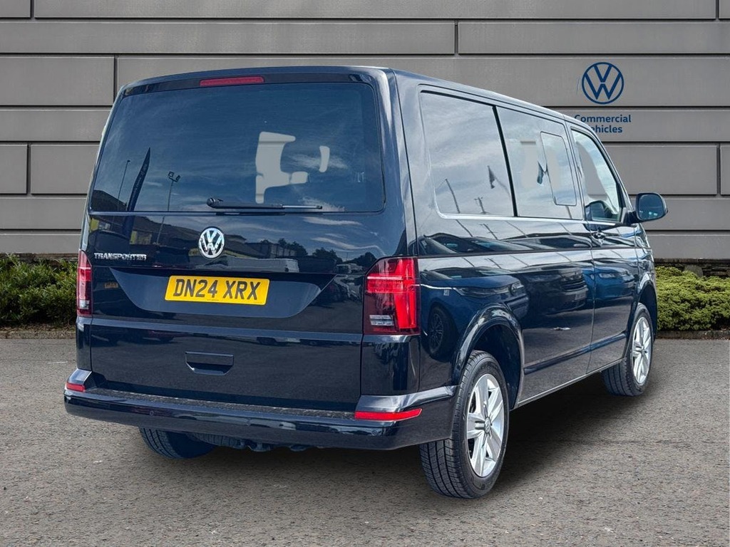 Volkswagen Transporter 2.0 Bitdi T30 Highline Kombi Double Cab DN24XRX Black #4