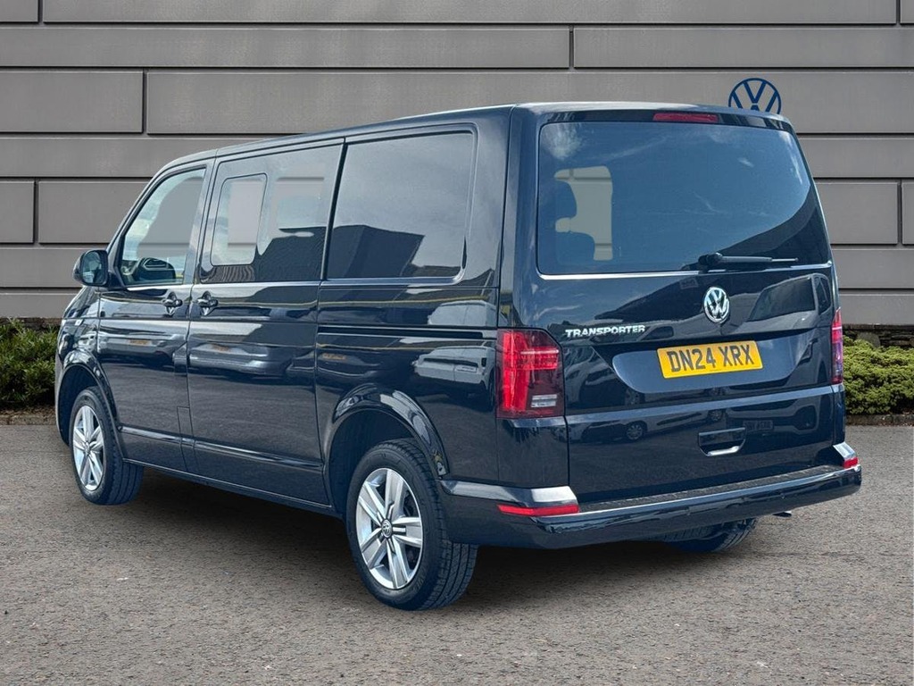 Volkswagen Transporter 2.0 Bitdi T30 Highline Kombi Double Cab DN24XRX Black #2