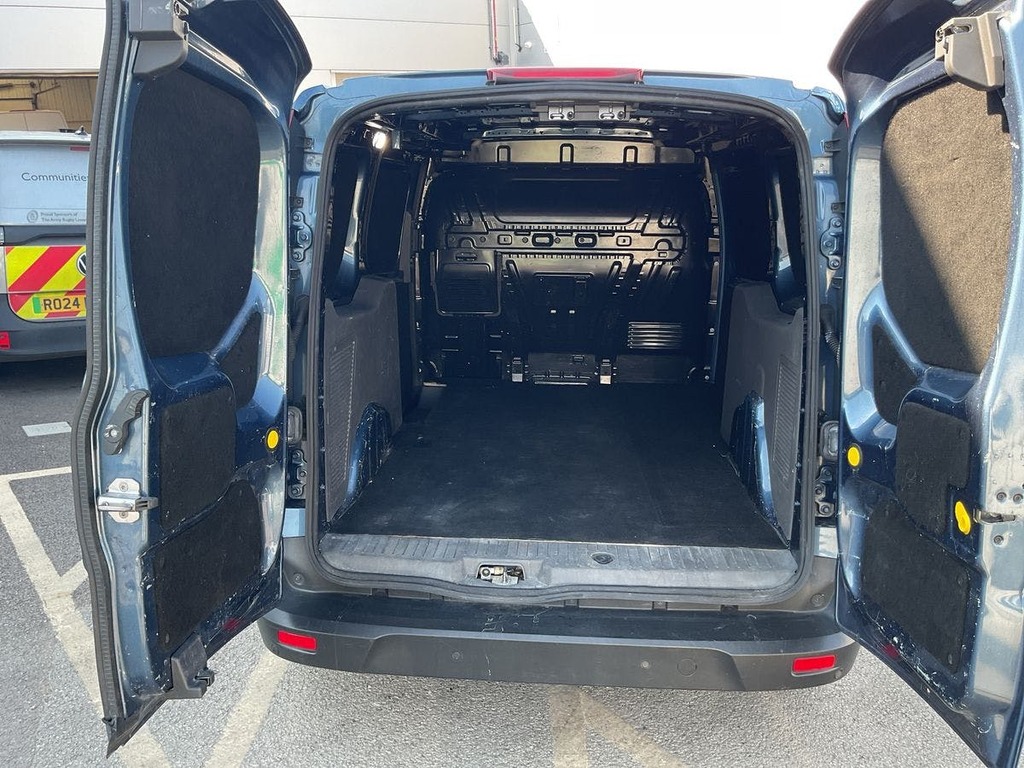 Ford Transit Connect 200 Tdci 120 L1h1 Limited Swb Low Roof 20519 Silver #10