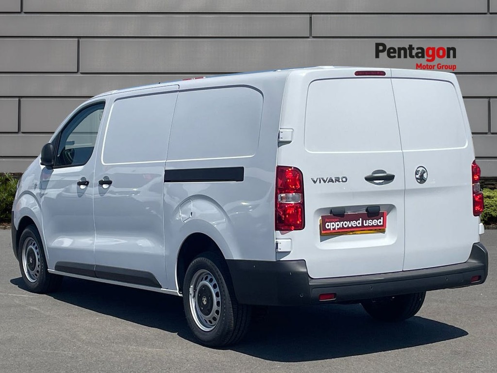 Vauxhall Vivaro 2.0 Turbo D Prime Xl Panel Van 6Dr L ME26GCK White #2