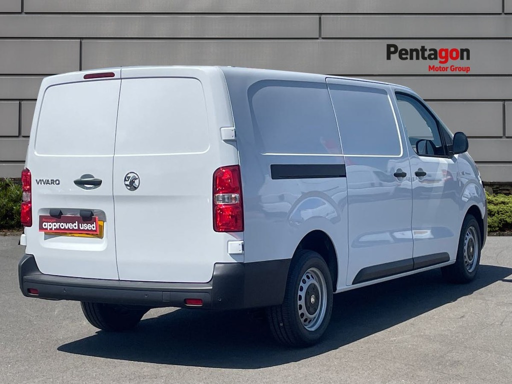 Vauxhall Vivaro 2.0 Turbo D Prime Xl Panel Van 6Dr L ME26GCK White #4