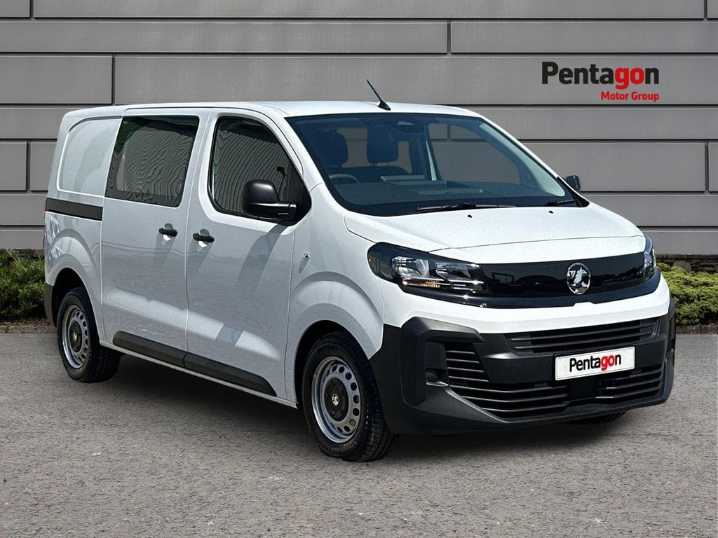 Vauxhall Vivaro 2.2 Prime M Crew Van Double Cab 6Dr White