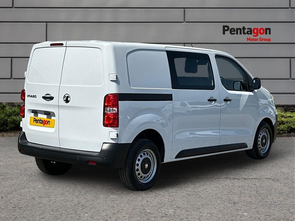 Vauxhall Vivaro 2.2 Prime M Crew Van Double Cab 6Dr White #4