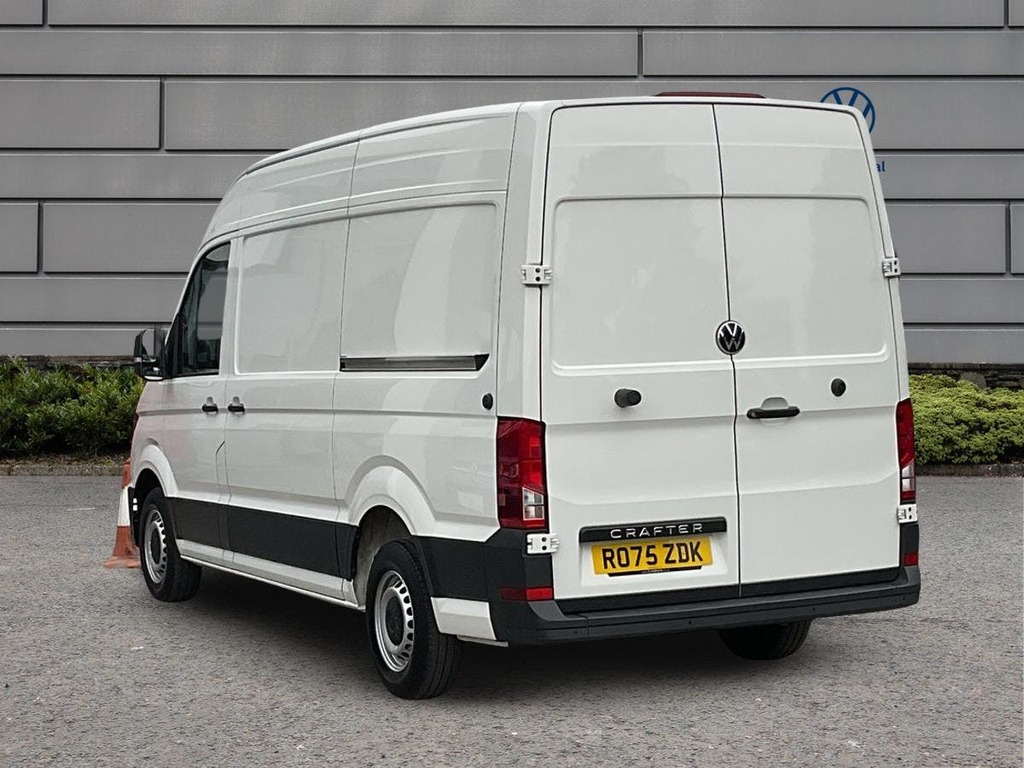 Volkswagen Crafter 2.0 Tdi Cr35 Commerce Plus Panel Van Ma RO75ZDK White #2