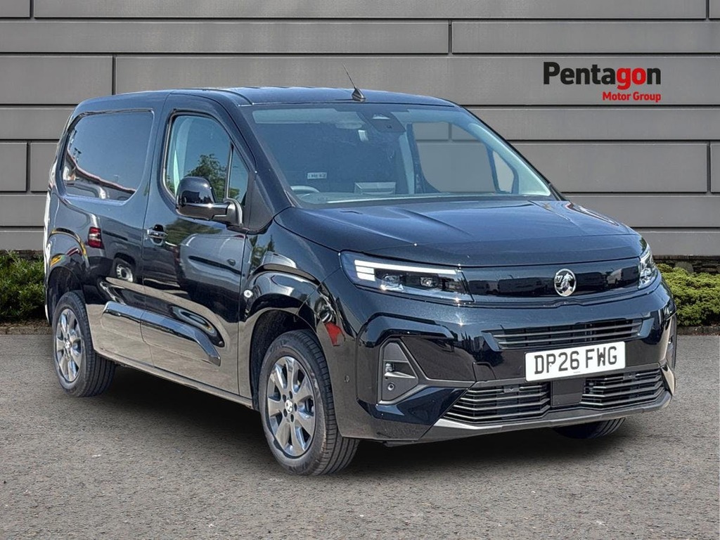 Vauxhall Combo 1.5 Pro Panel Van M Euro 6 Ss DP26FWG Black
