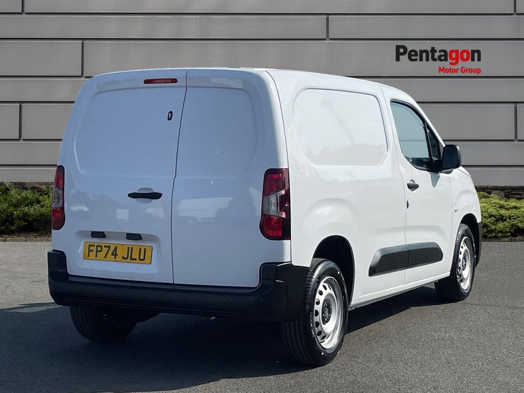Vauxhall Combo 1.5 Turbo D 2300 Prime Panel Van FP74JLU White #4