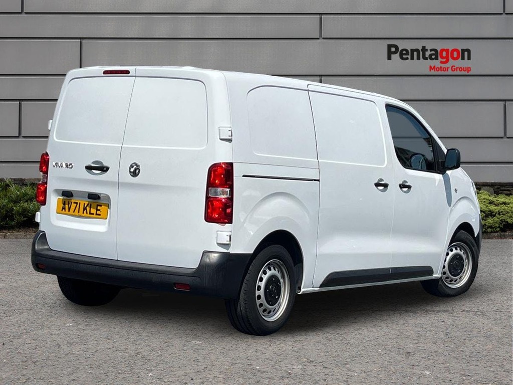 Vauxhall Vivaro 1.5 Turbo D 2700 Dynamic Panel Van 6Dr Manu AV71KLE White #4