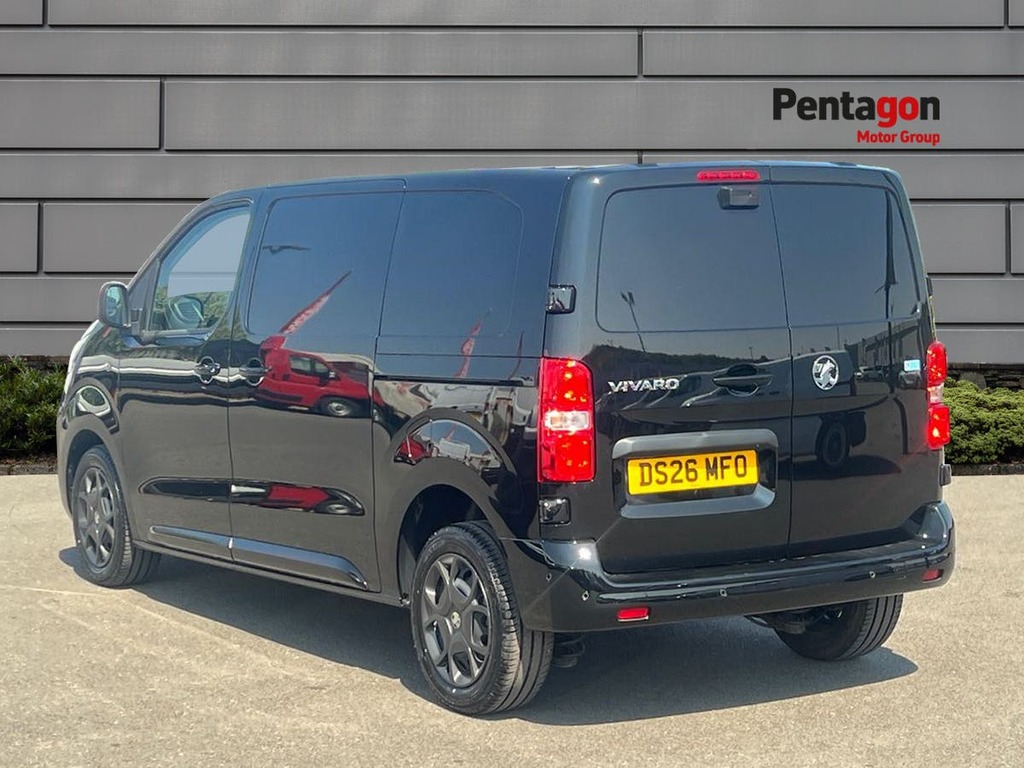 Vauxhall Vivaro 1.5 Turbo D Pro Panel Van 6Dr Swb Eu DS26MFO Black #2
