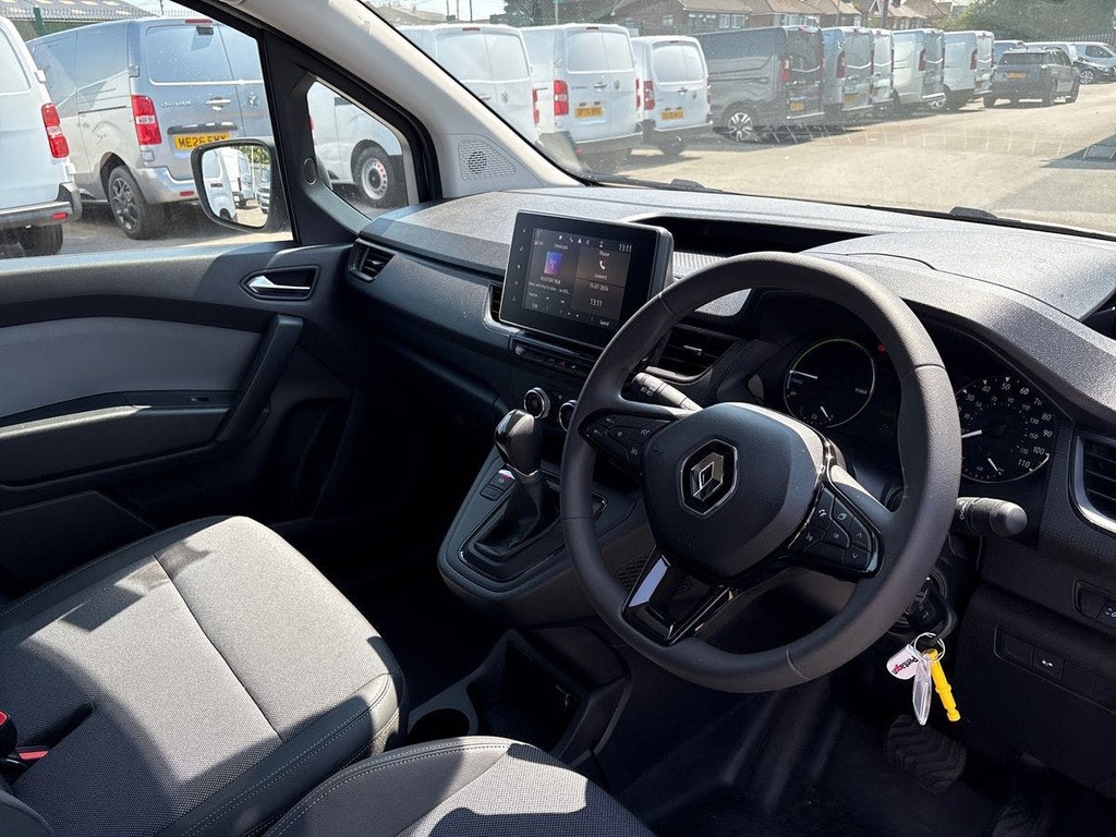 Renault Kangoo L2 E-tech Kangoo Ll21 90Kw 44Kwh Advance Van White #5