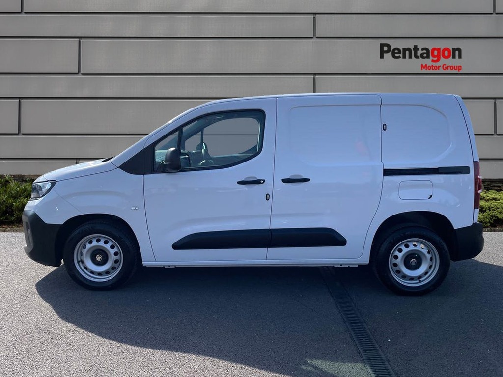 Vauxhall Combo Combo M Cargo 1.5 Turbo D 100Ps Prime Plus H1 Black #12