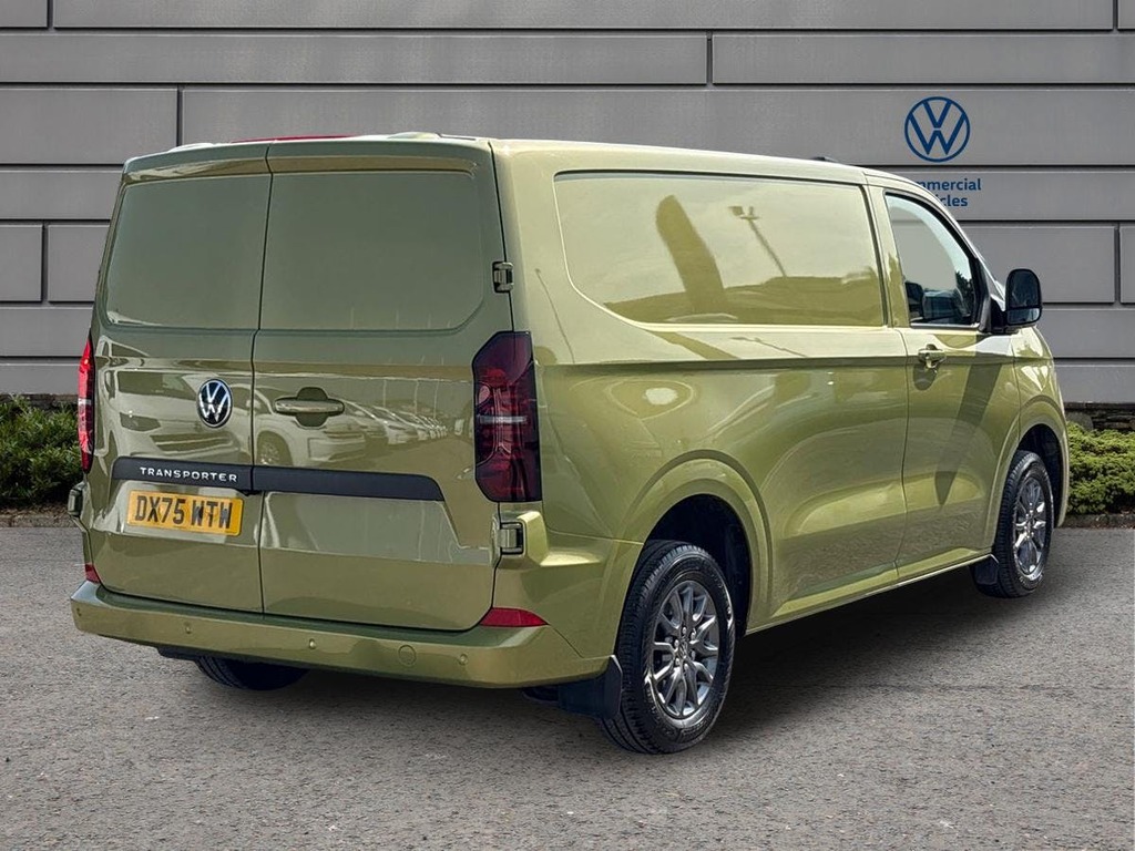 Volkswagen Transporter 2.0 Tdi T28 Commerce Pro Panel Van Manu DX75WTW Green #4