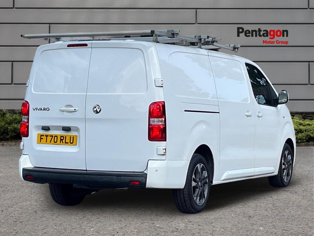 Vauxhall Vivaro 2.0 Turbo D 3100 Elite Panel Van FT70RLU White #4