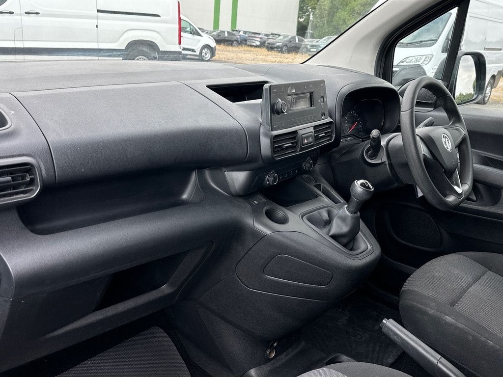 Vauxhall Combo 0.0 L2h1 E-combo Cargo 2300 Sportive 50Kwh 135 Bhp Grey #7