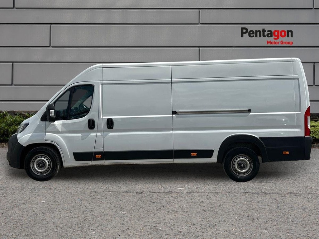 Fiat Ducato 35 Van 2.2 White #12