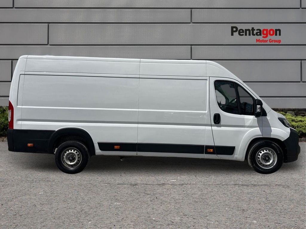 Fiat Ducato 35 Van 2.2 White #11